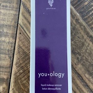 Liquid Makeup Remover